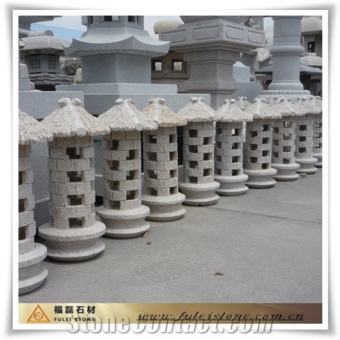 Old Story Garden Stone Lanters, Yellow Granite Lanterns, Lamps