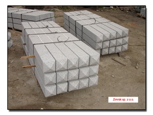 Zimnik Granite Pillar, Strzegom Grey Granite Zimnik Granite Pillar, Strzegom Grey Granite