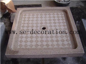 G682 Shower Tray