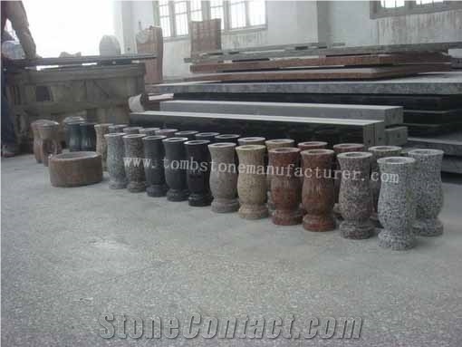 Tombstone Vase 18