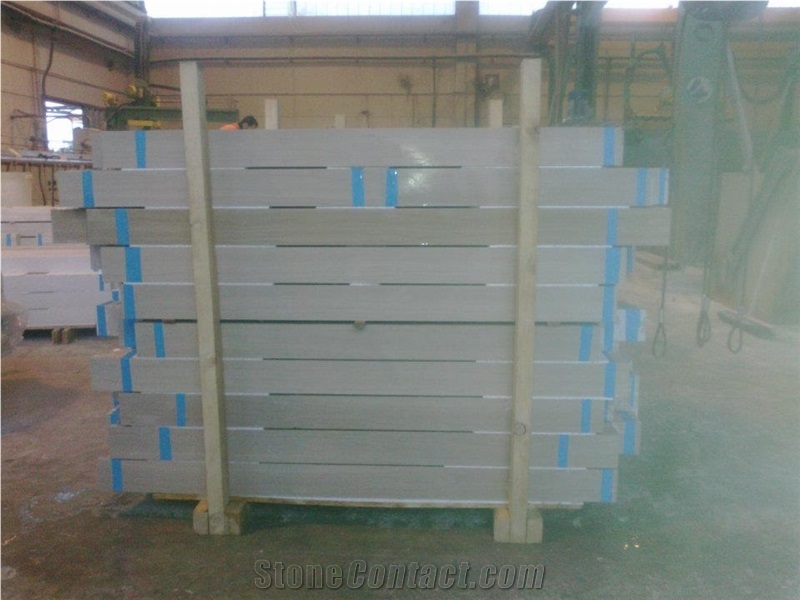 Skirting Serpeggiante Apricena, Limestone Slabs