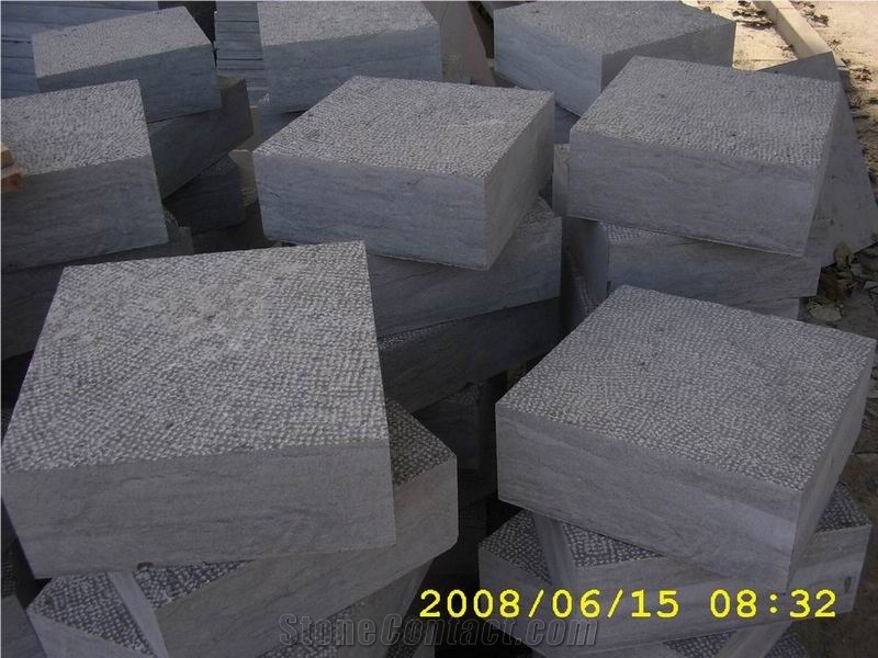 Bush Hammered Blue Stone Cobble Stone