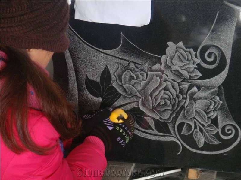 Shadow Carving Granite Tombstone, Shanxi Black Granite Tombstone