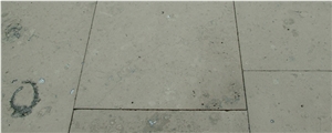 Jura Grey Blue Limestone Tumbled Tile