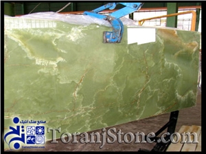 Onice Verde Persiano Green Onyx Slabs