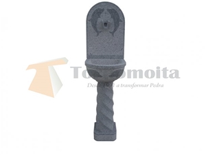 Fontain XIII, Cinza Pinhel Grey Granite Fountain