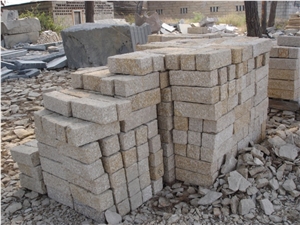 G682 Stone Palisade, G682 Yellow Granite Palisade
