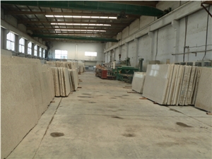 G3750 Yellow Rust Granite Slabs