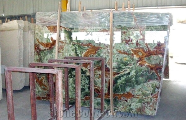 Multicolor Green Onyx Slabs