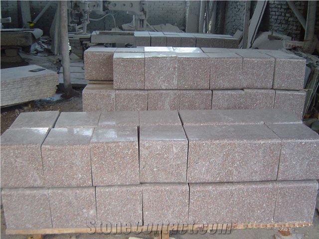G696 Granite Kerbstone