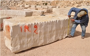 Thala Beige Limestone Block, Tunisia Beige Limestone Thala Beige Limestone Block, Tunisia Beige Limestone