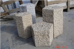 Yellow Granite Palisade