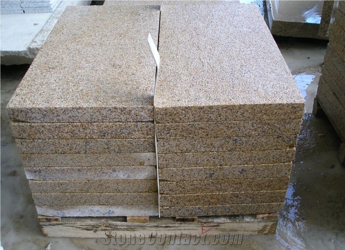 Rust Yellow Granite Paver