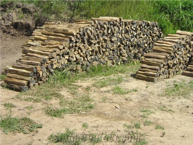 Basalt Garden Palisade