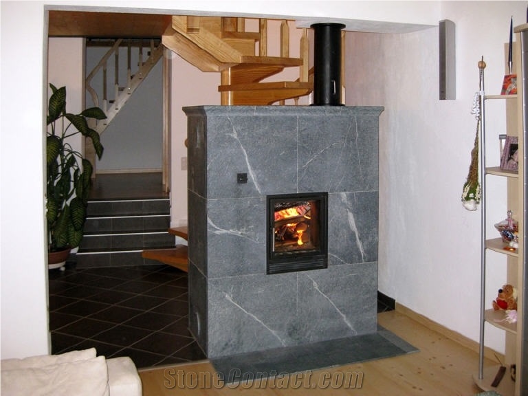 Tavetscher Speckstein, Soapstone Stove