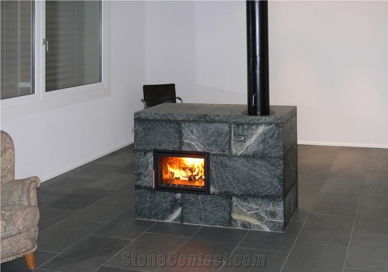 Tavetscher Speckstein, Soapstone Stove