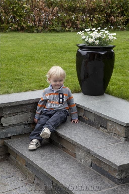 Oppdal Furunes Quartzite Steps, Grey Quartzite Steps