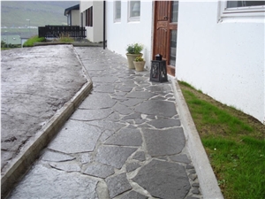 Black Quartzite Flagstone