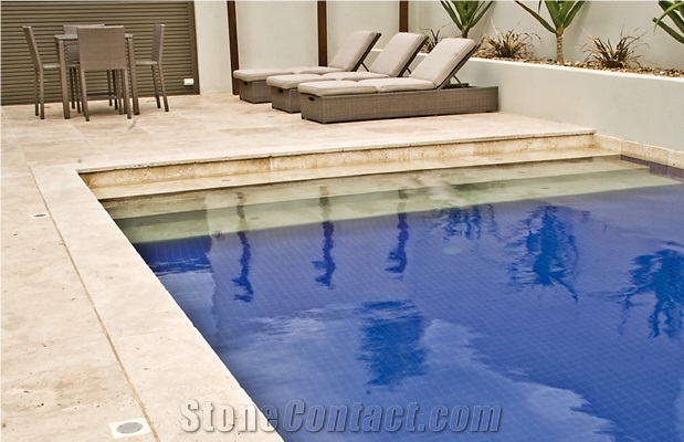 Tumbled Warm Walnut Travertine Light Pool Coping, Beige Travertine