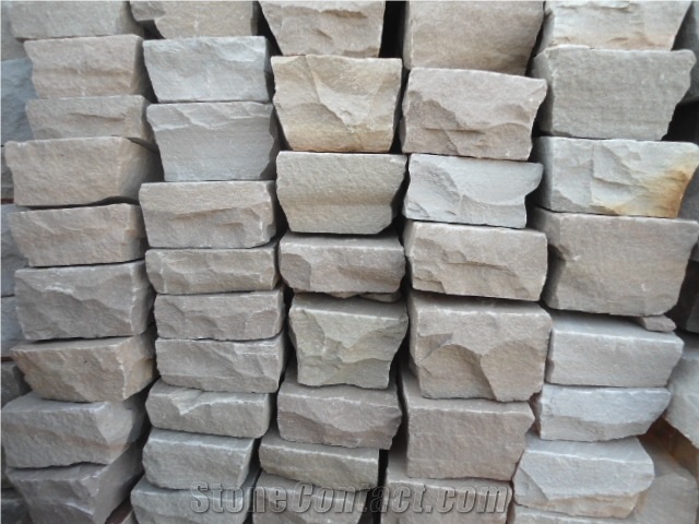 Beige Sandstone Cobbles