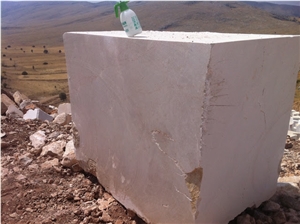 Arkeo Beige Marble Blocks