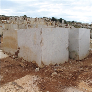 Carnis Beige Marble Blocks