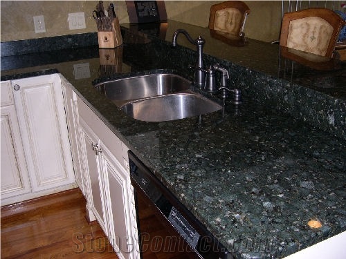 Verde Butterfly Green Granite Countertop