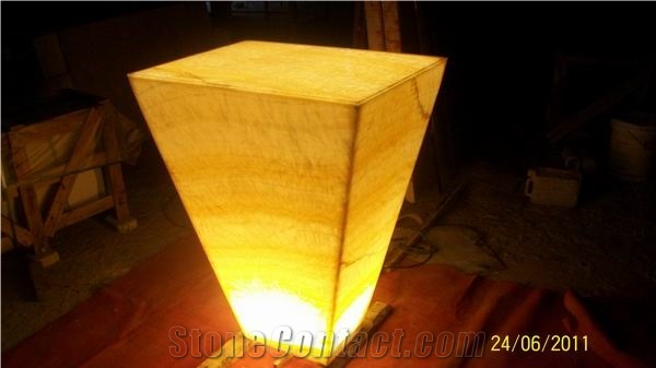 Backlit Honey Onyx Glass Bar Top (J061)
