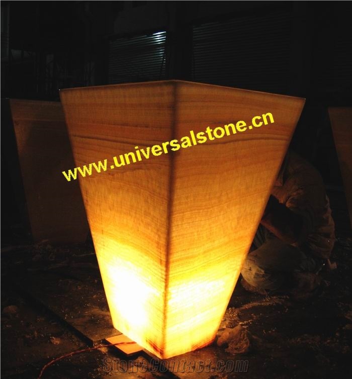 Backlit Onyx Glass Bar Top (J48)