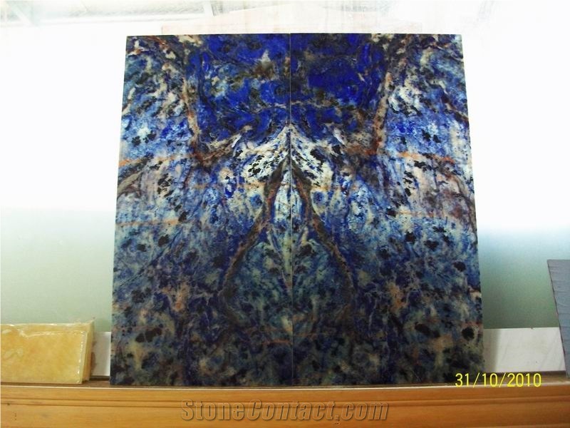 Blue Semiprecious Stone Box Backlit (J107)