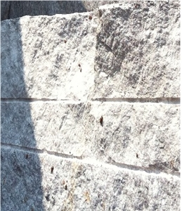 OYSTER PEARL Granite Block