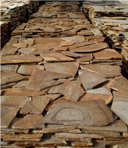 Lolova Gneis, Brown Quartzite Flagstone