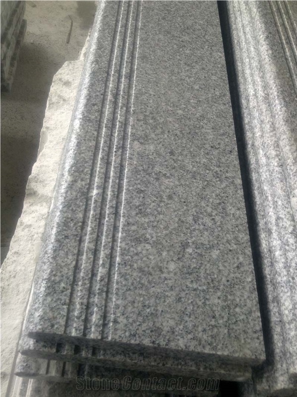 G603 Gray Granite Steps