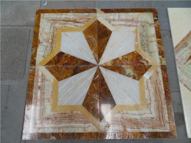 Onyx Medallion