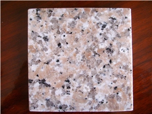 China Xili Red Granite Tile(low Price)