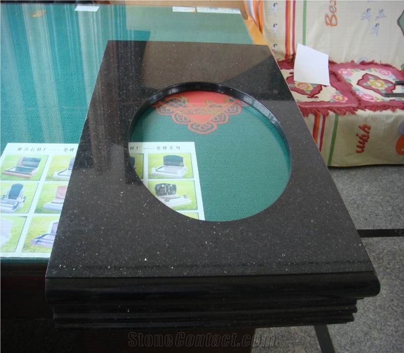 Polished Indian Black Galaxy Kitchen Countertop Island Top