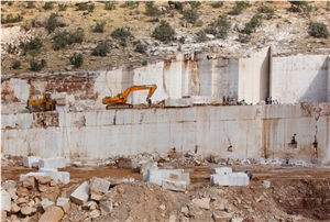 Silkway Beige Marble Blocks