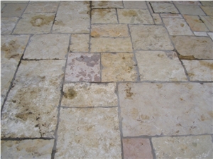 Pietra Di Napoleone Tumbled Pavement, Golden Napoleon Beige Limestone Pietra Di Napoleone Tumbled Pavement, Golden Napoleon Beige Limestone