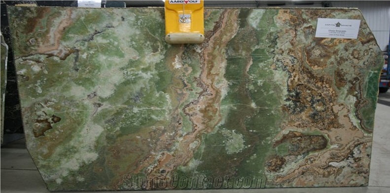 Onice Smeraldo Green Onyx Slabs, Smeralda Green Onyx Slabs