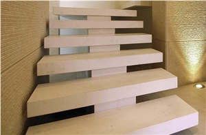 Bianco Avorio Limestone Stairs, Bianco Avorio Beige Limestone Stairs