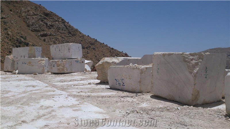 Dehbid Beige Marble Blocks