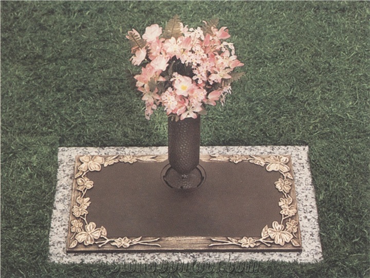 Single Markers - Bronze - Granite, Deer Isle Grey Granite Slant Grave