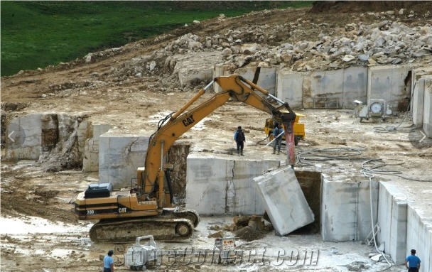 Transilvania Grey Limestone Blocks