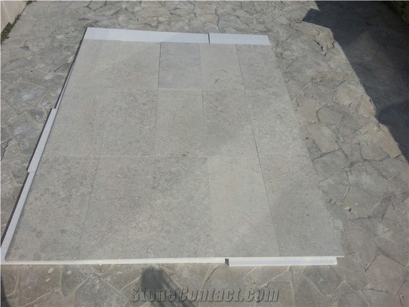 Transylvania V Gray Light - Grey Limestone Tiles
