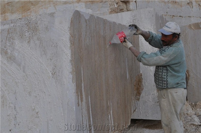 Sivas Classic Travertine Quarry, Blocks