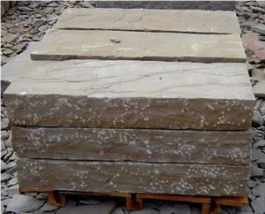 Buff Brown Sandstone Palisade Kerbstone Buff Brown Sandstone Palisade Kerbstone