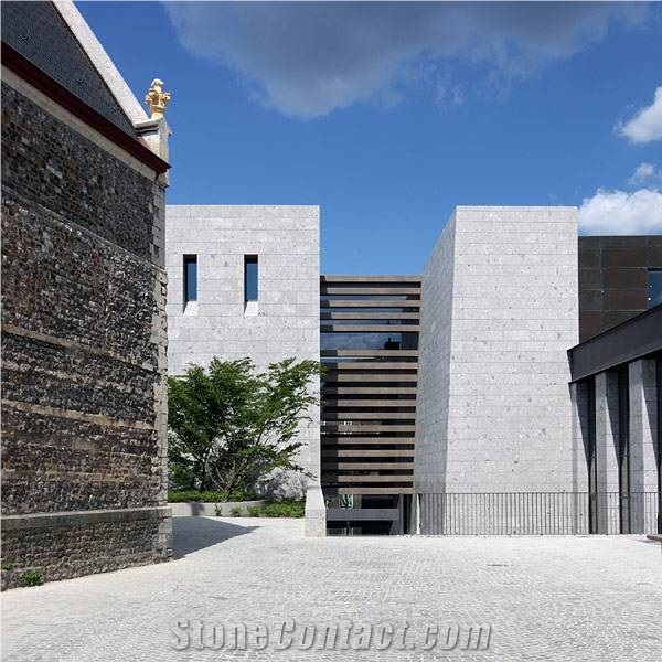 Ceppo Poltragno Conglomerate Stone Walling