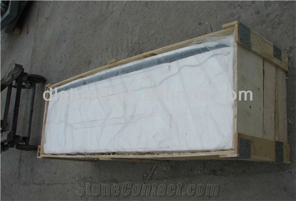 China Polished Black Granite Fireplace Mantel