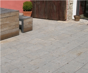 Dietfurt Dolomite Limestone Patio Pavement, Beige Limestone Pavement