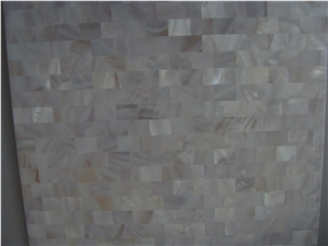 M215 (15x20) Freshwater Shell Tile